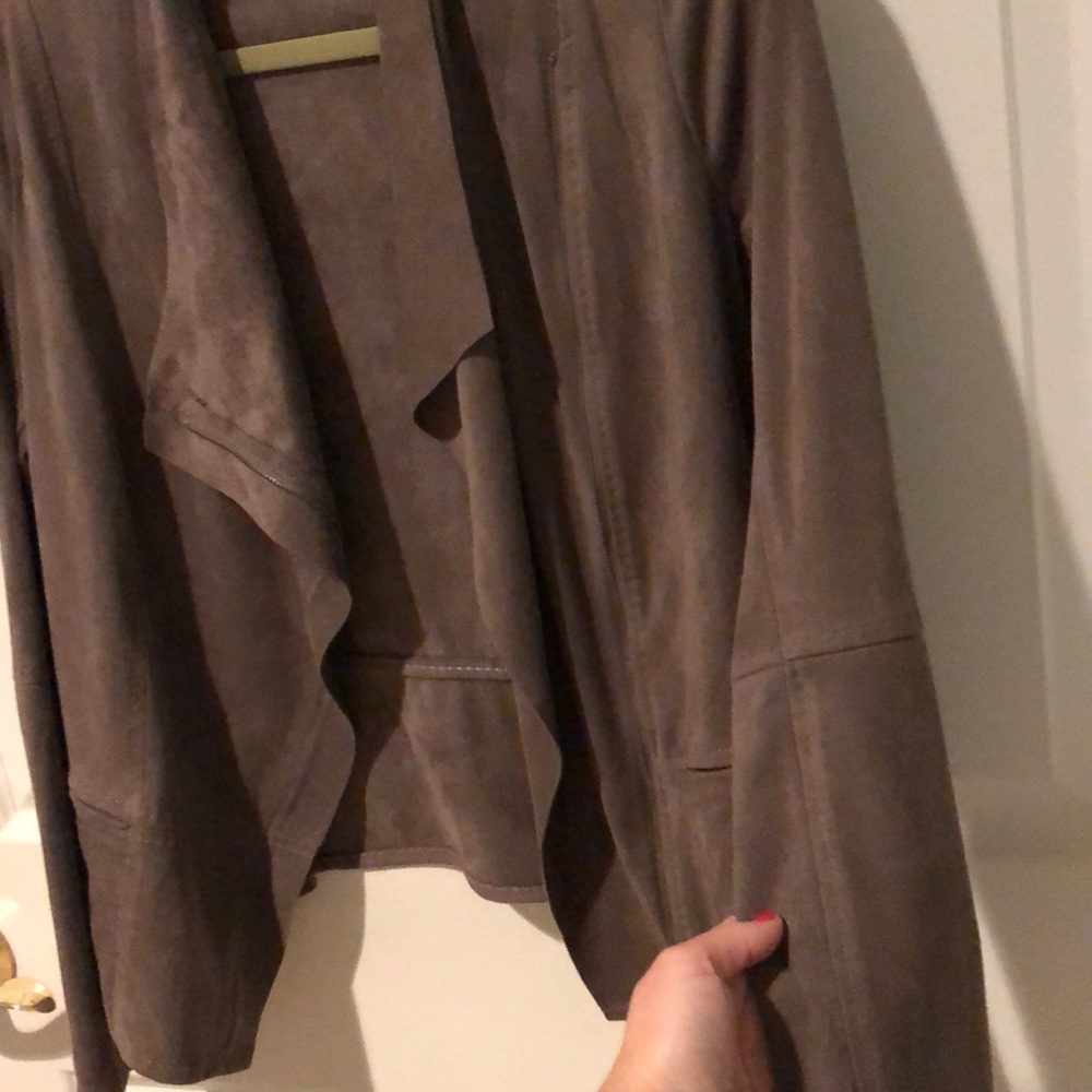 Jacket - Picture 5 of 5